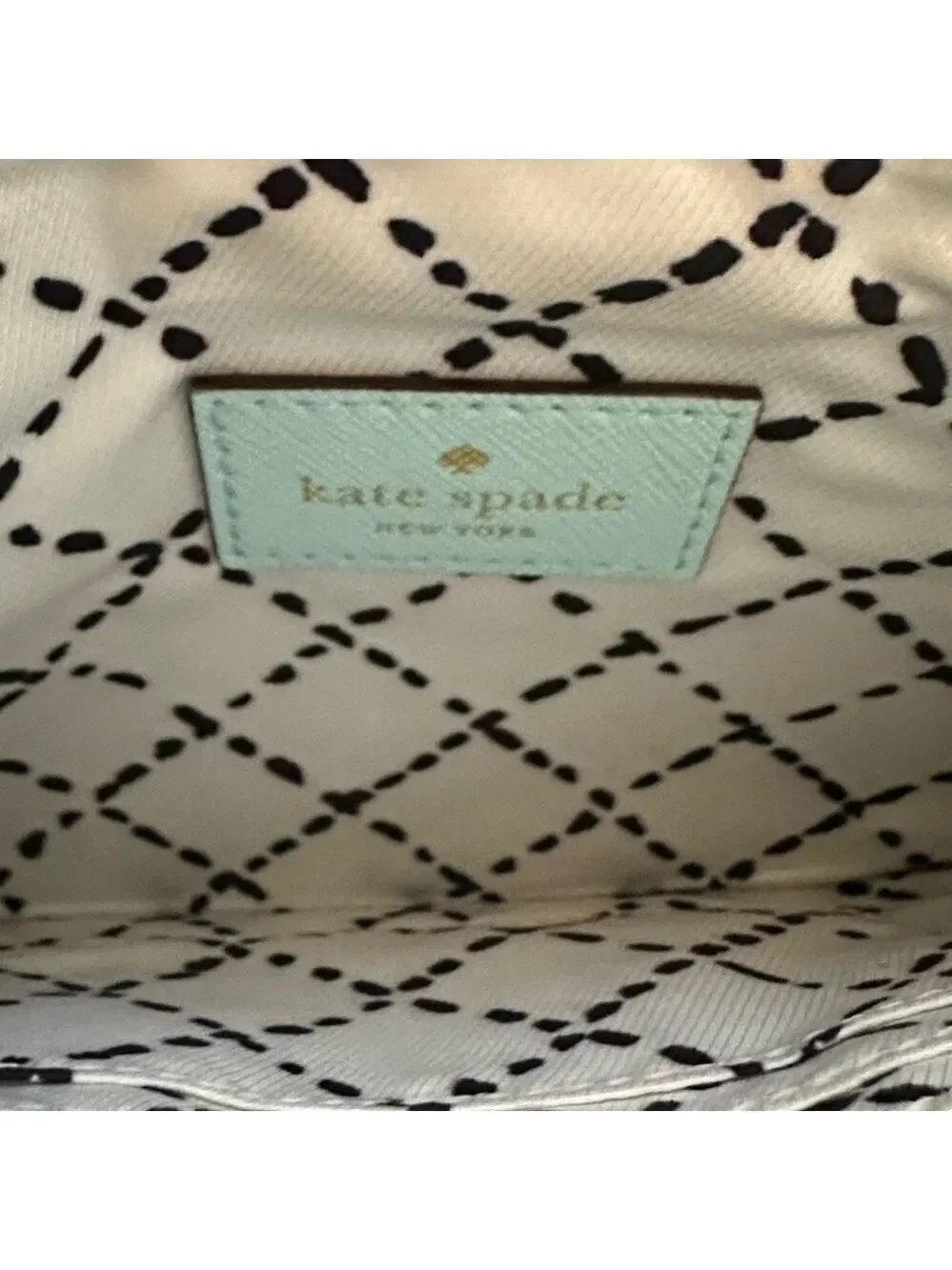 Kate Spade Saffiano leather blue wristlet-EUC